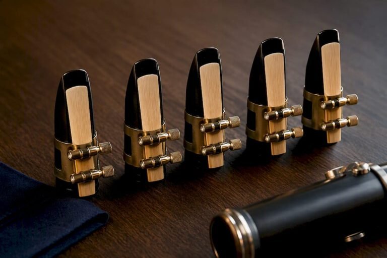 Vandoren clarinet mouthpiece chart: five clarinet mouthpiece facings arranged for comparison